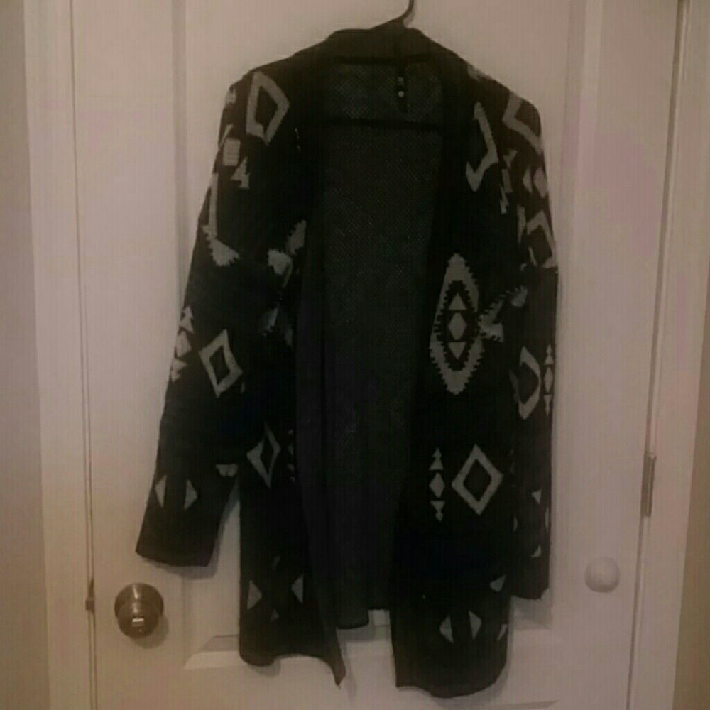 Womens knitted cardigan